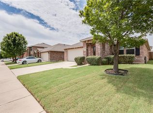 7445 Candler Dr, Fort Worth, TX 76131