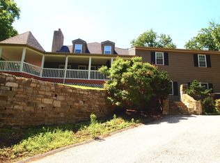 20 Cypress Ln, Berwyn, PA 19312