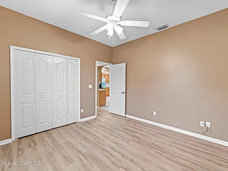 7922 Timberlake Dr — Photo 13