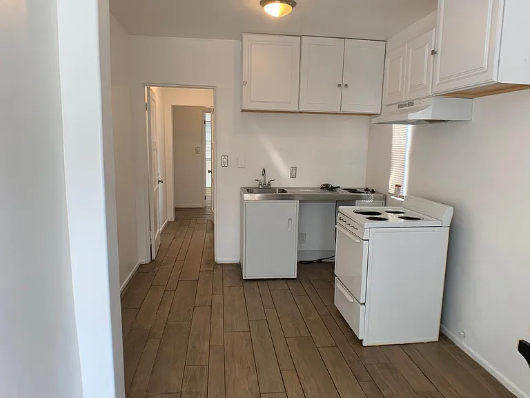 1316 Lemoyne St #20 — Photo 6