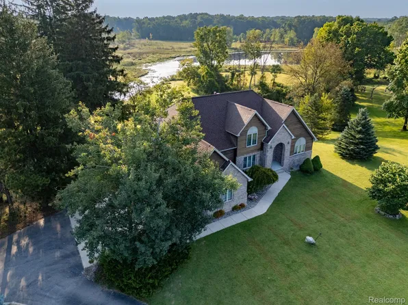 2400 Clyde Rd, Howell, MI 48855