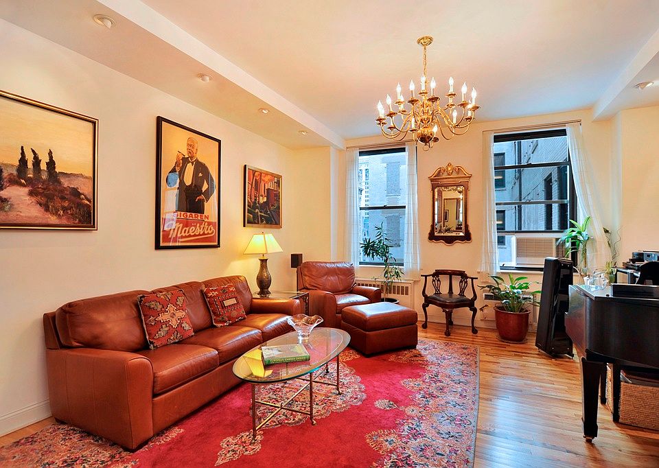 1st image of 260 Broadway #10F