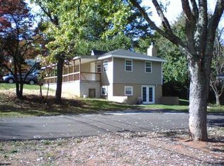 4513 Sunflower Dr, Knoxville, TN 37909