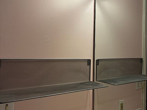 5th image of 36 Terrace Ct