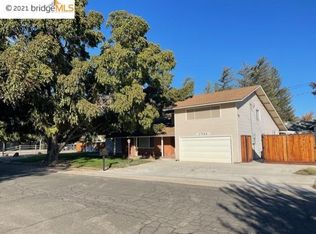 27056 Maurland Ln, Tracy, CA 95304