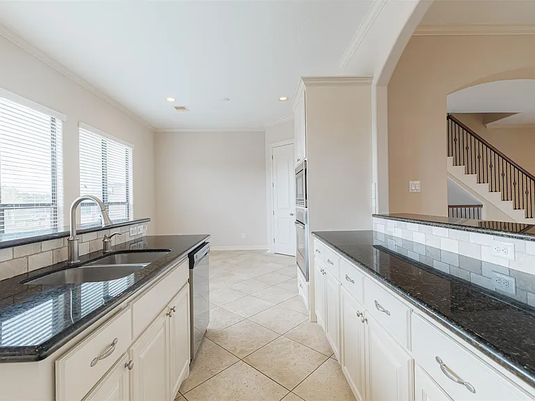 11207 Tramonto Dr — Photo 19