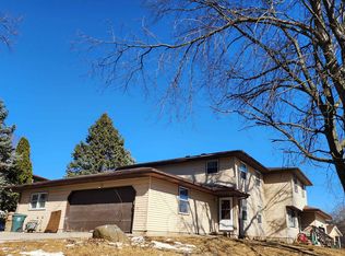 4550 McCann Rd, Madison, WI 53714