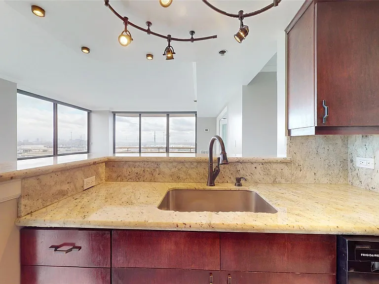 3525 Sage Rd #1404 — Photo 20
