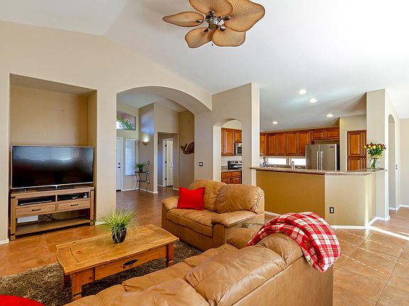 3rd image of 33227 N 46th Way