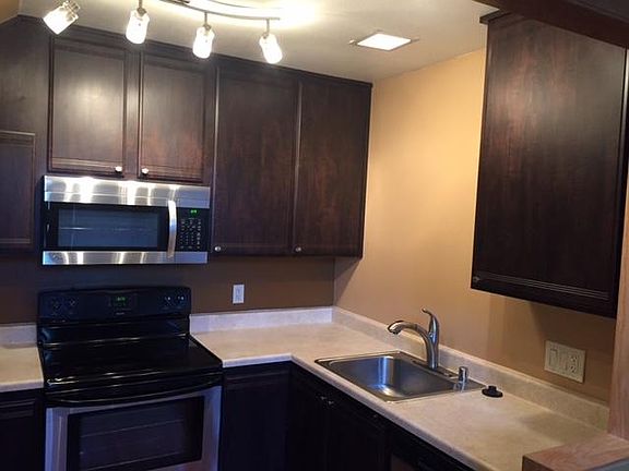 5th image of 4070 Rosenda Ct