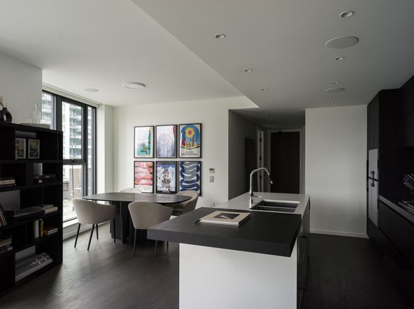 2 bedroom rental in Vancouver — photo 17