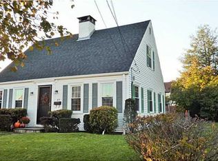 17 Belmont Rd, Cranston, RI 02910