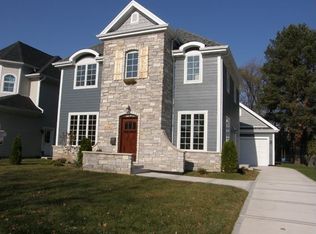 2306 Oak Ave, Northbrook, IL