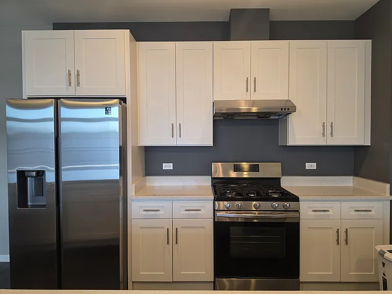 2910 S Archer Ave #3A — Photo 12