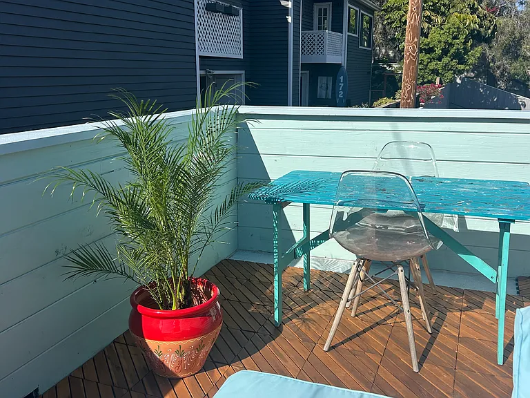 1624 N Coast Highway 101 #52 — Photo 3
