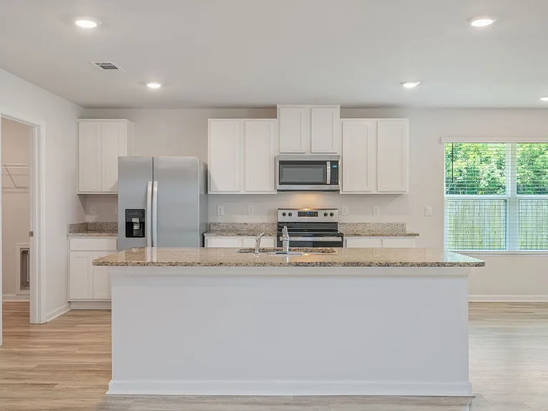 5092 Gaineswood Dr — Photo 12