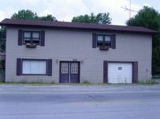 19290 Crab Orchard Rd, Marion, IL 62959