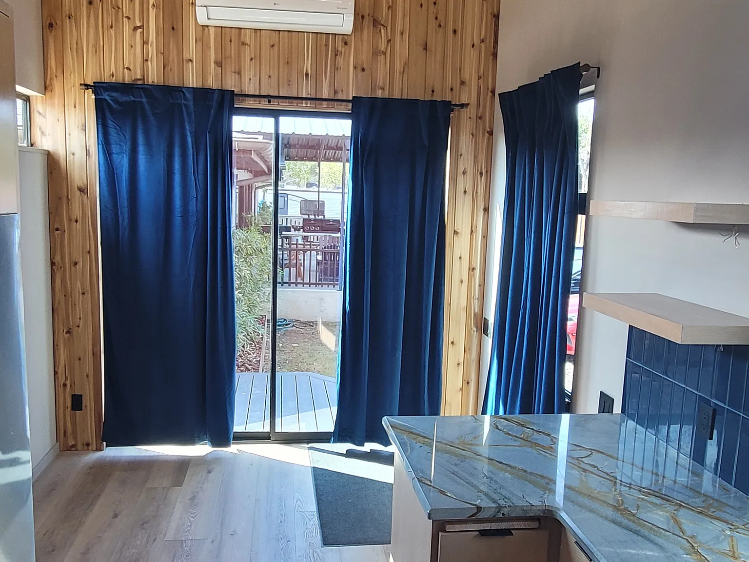 1 bed, 350 sqft, $1,350 — Photo 3