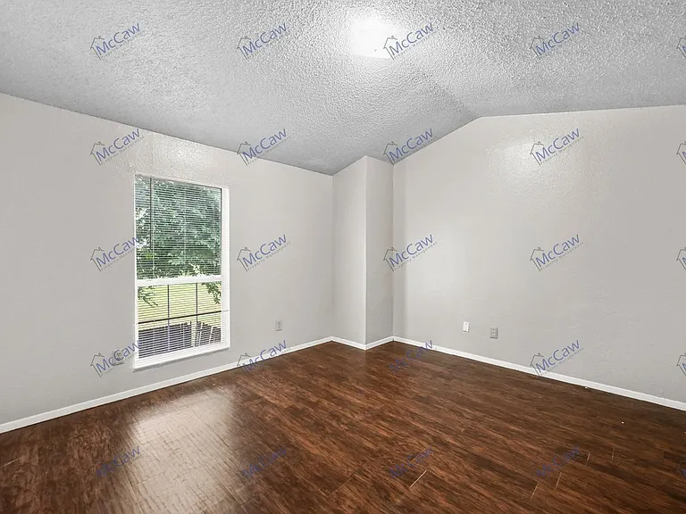 2198 Aspen Dr — Photo 10