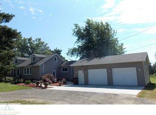 7521 W Howe Rd, Dewitt, MI 48820