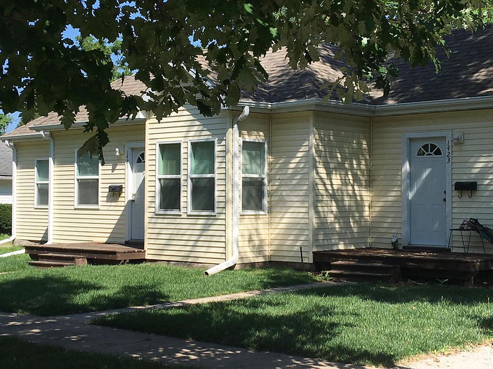 2nd image of 1421 6th St