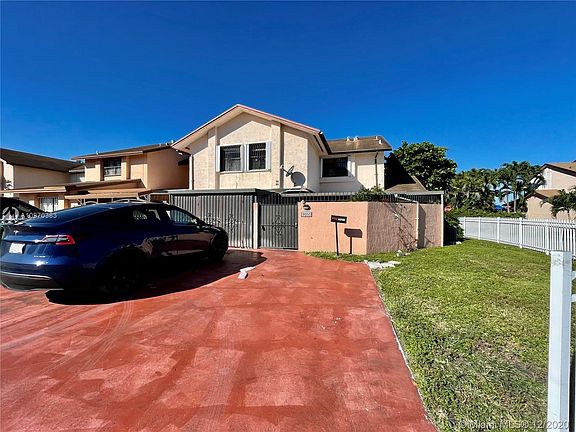 2nd image of 8093 Samari Lakes Dr #2252