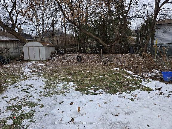 3rd image of 70 Admiral Rd