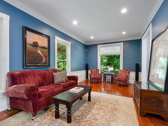 4th image of 1025 Asbury Ave