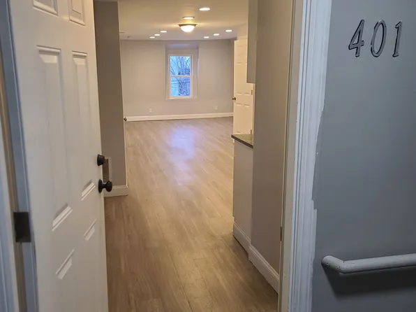 13 High St Unit 401, Haverhill, MA 01832