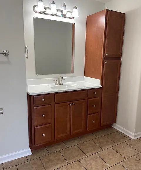 106 Aaliyah Ln — Photo 3