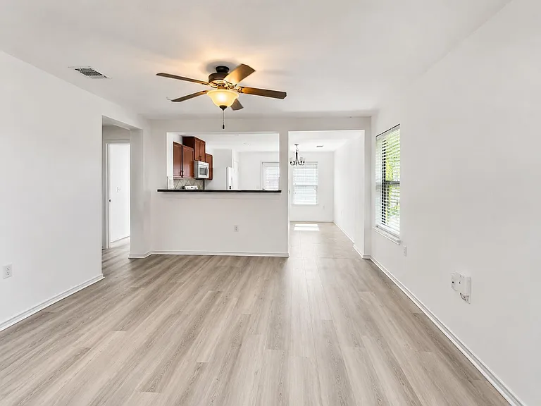 9000 Stambourne St — Photo 3