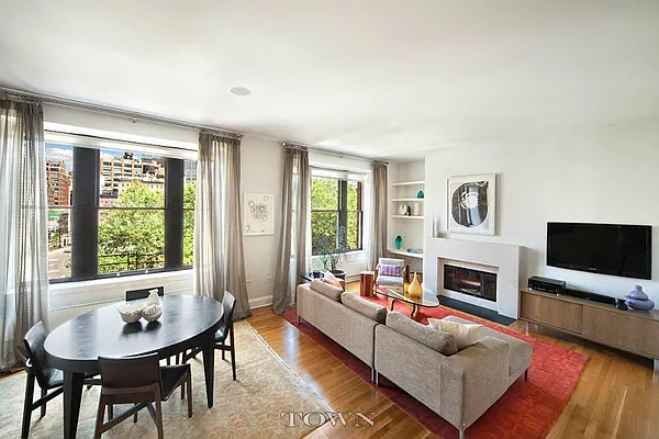 Rented by Town Residential | media 24