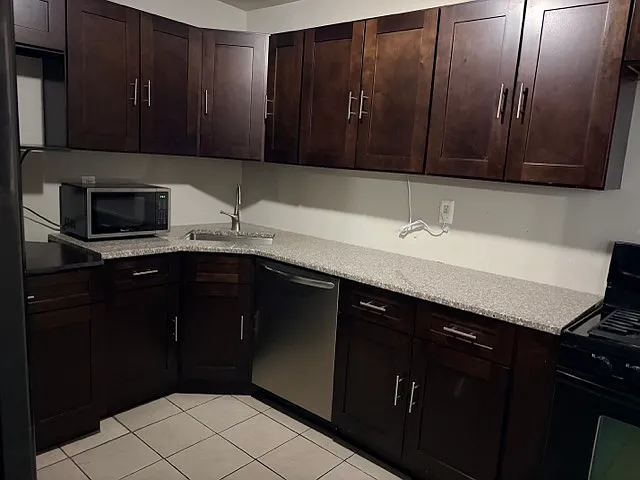 265 College Dr #265 — Photo 6