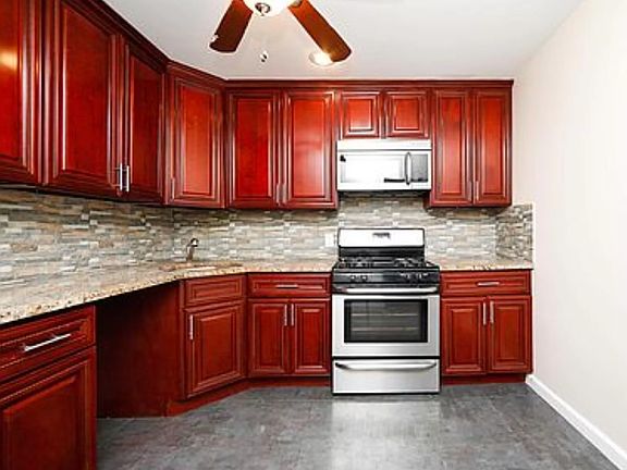 3rd image of 3452 Ely Ave #D