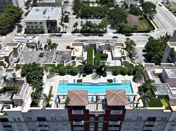 410 Evernia St APT 720, West Palm Beach, FL 33401