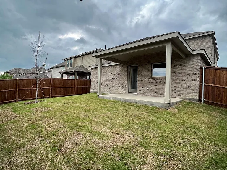 2907 Doggett Dr — Photo 18