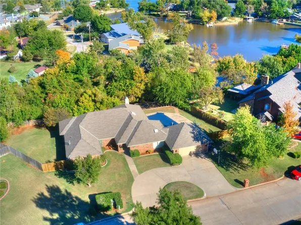 6609 Briarcreek Dr, Oklahoma City, OK 73162