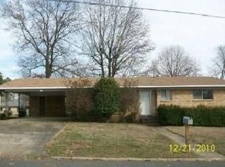 302 Poinsettia St, Hot Springs, AR 71913