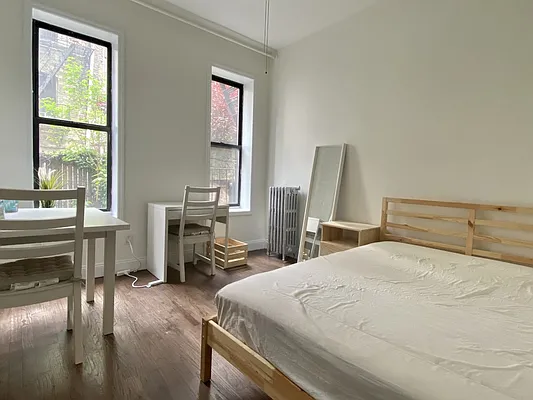 Rented by Corcoran | media 19