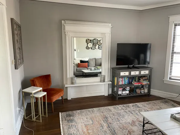 2914 N Clark St Unit 3, Chicago, IL 60657