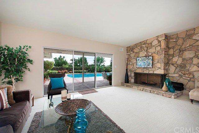 1st image of 706 Toussau Dr