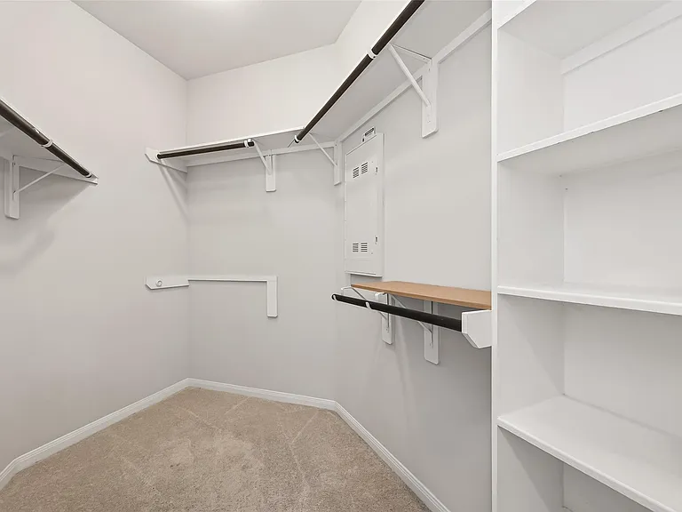 1701 Cindy Ln — Photo 12