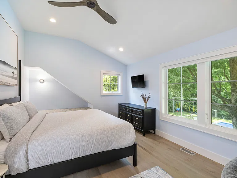 81 Collingswood Dr — Photo 17
