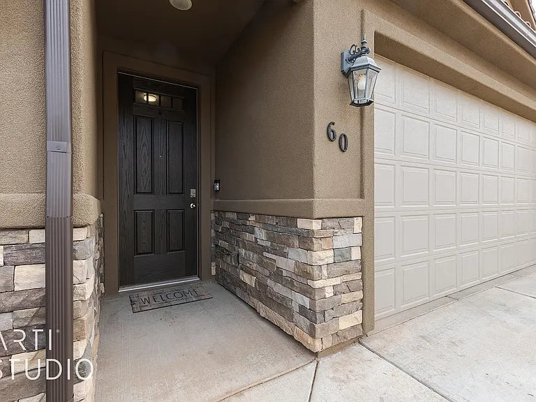 150 N 1100 E #60 — Photo 2
