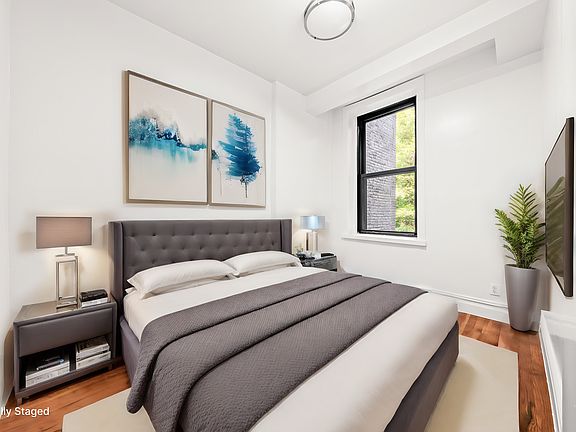 3rd image of 322 W 11th St APT 16