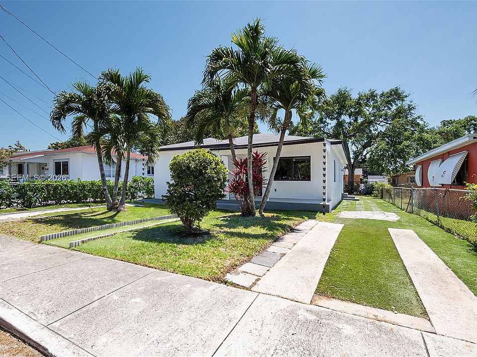 2nd image of 1470 NW 51st Ter