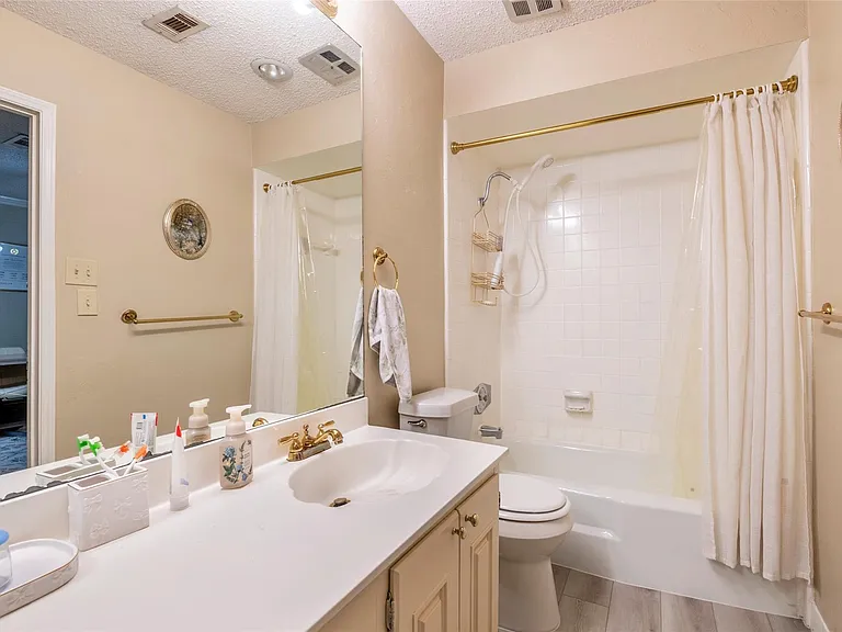 3729 Wakeforest St — Photo 22