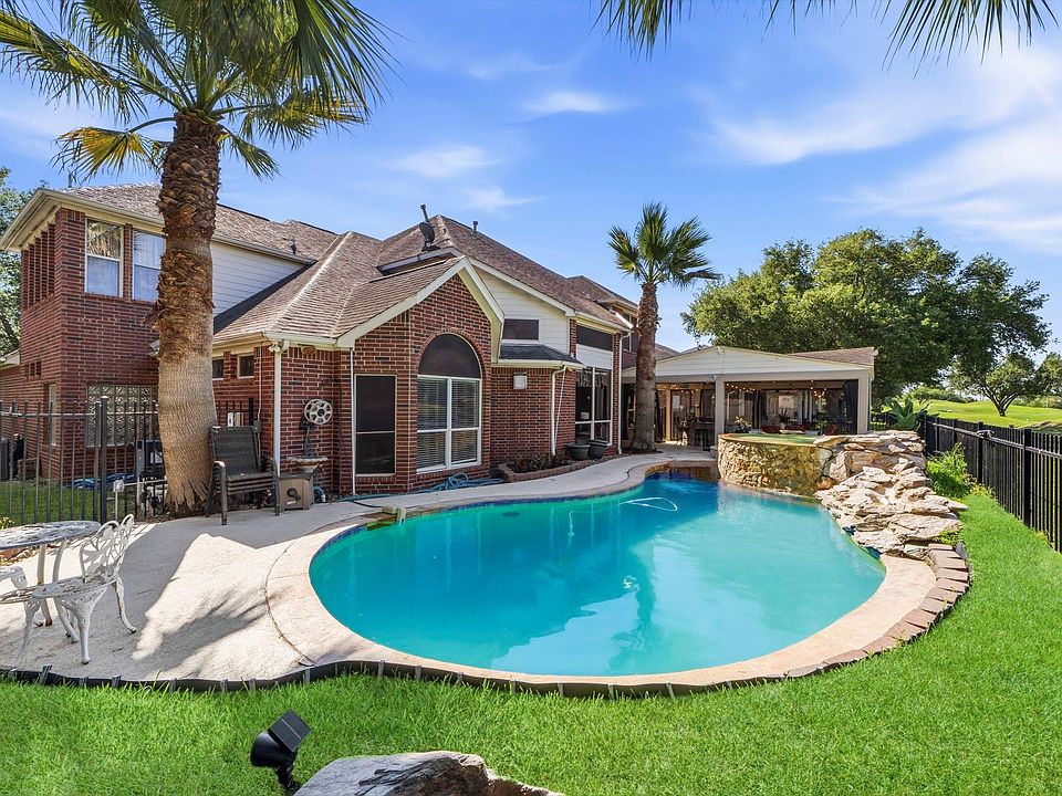 1st image of 11823 Canyon Mills Dr