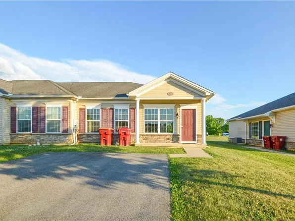 234 Huntington Ln, Easton, PA 18040