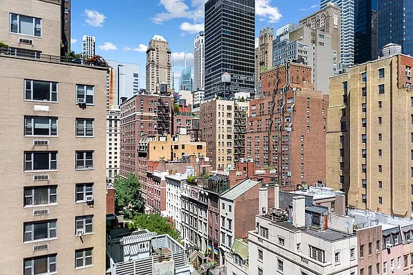 Rented by REAL New York | media 14